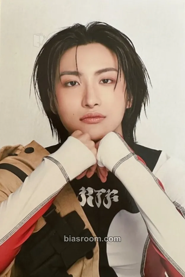 Seonghwa ANITEEZ IN TREASURE Photocard - ATEEZ - ATEEZ K-pop photocard