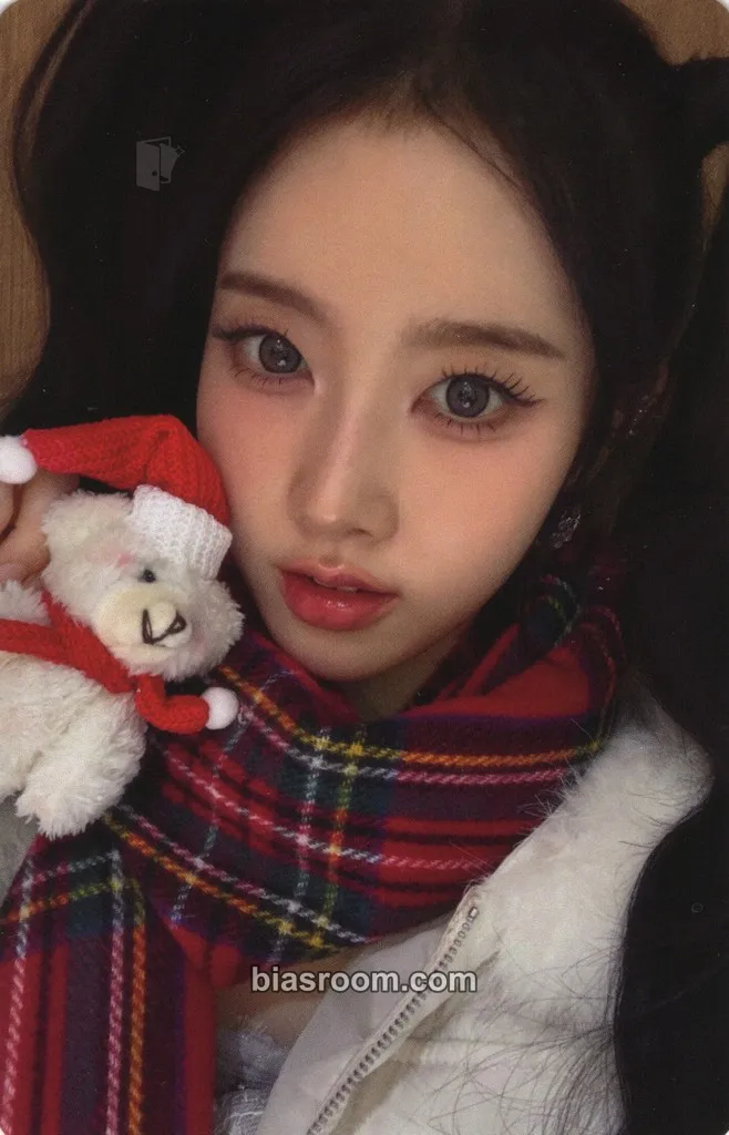 Sieun Kpop Nara 2025 Holiday Lucky Draw Event Photocard - STAYC - STAYC K-pop photocard