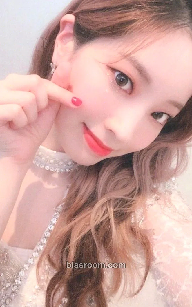 Dahyun TWICE: World In A Day Photocard - TWICE - TWICE K-pop photocard
