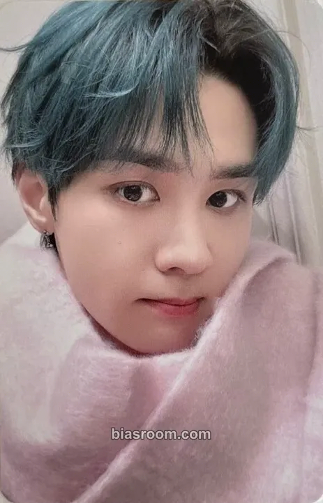 Kun Pink Christmas 2024 Photocard - NCT - NCT K-pop photocard
