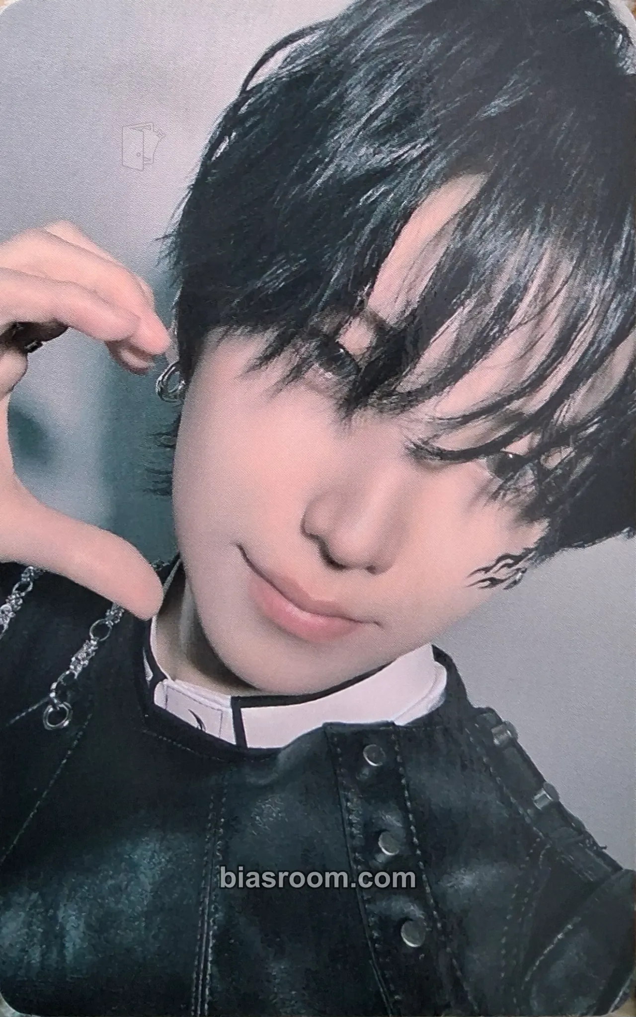 Yuma Go in Blind - EP Photocard - &TEAM - &TEAM K-pop photocard