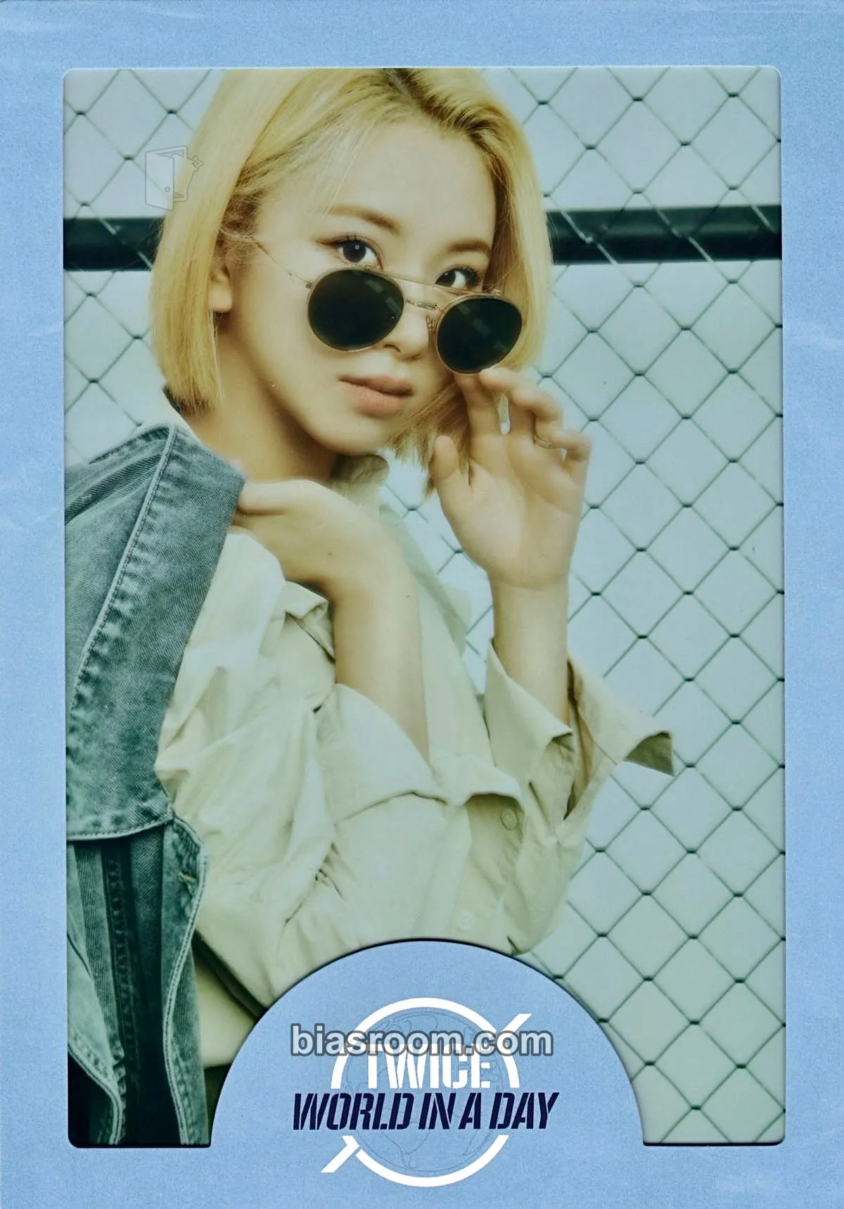 Chaeyoung TWICE: World In A Day Photocard - TWICE - TWICE K-pop photocard