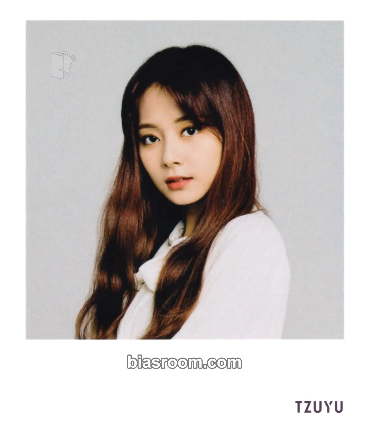 Tzuyu TWICE: World In A Day Photocard - TWICE - TWICE K-pop photocard