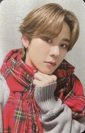 Kun Pink Christmas 2023 Photocard - NCT - NCT K-pop photocard