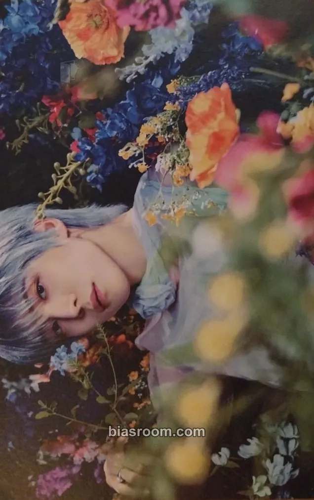 Yunho GOLDEN HOUR : Part.2 Photocard - ATEEZ - ATEEZ K-pop photocard