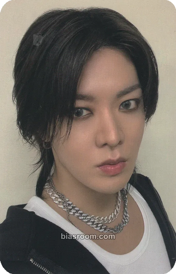 Yuta Neo City: The UNITY (3rd NCT127 Tour) Photocard - NCT 127 - NCT 127 K-pop photocard
