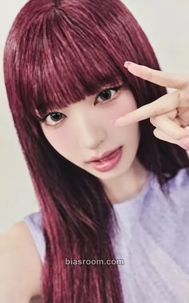 IVE - Liz - REVIVE+ Album pob (pre-order benefit) makestar