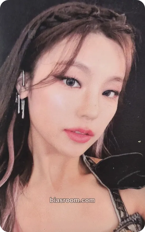 Yeji CHECKMATE Photocard - ITZY - ITZY K-pop photocard