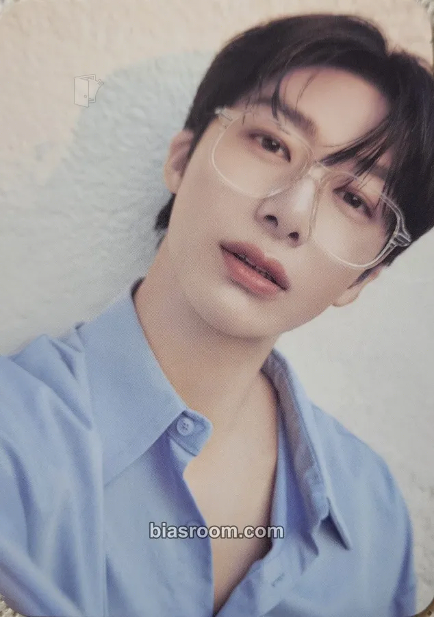 Hyungwon Hyungwon x Wellage Photocard - MONSTA X - MONSTA X K-pop photocard