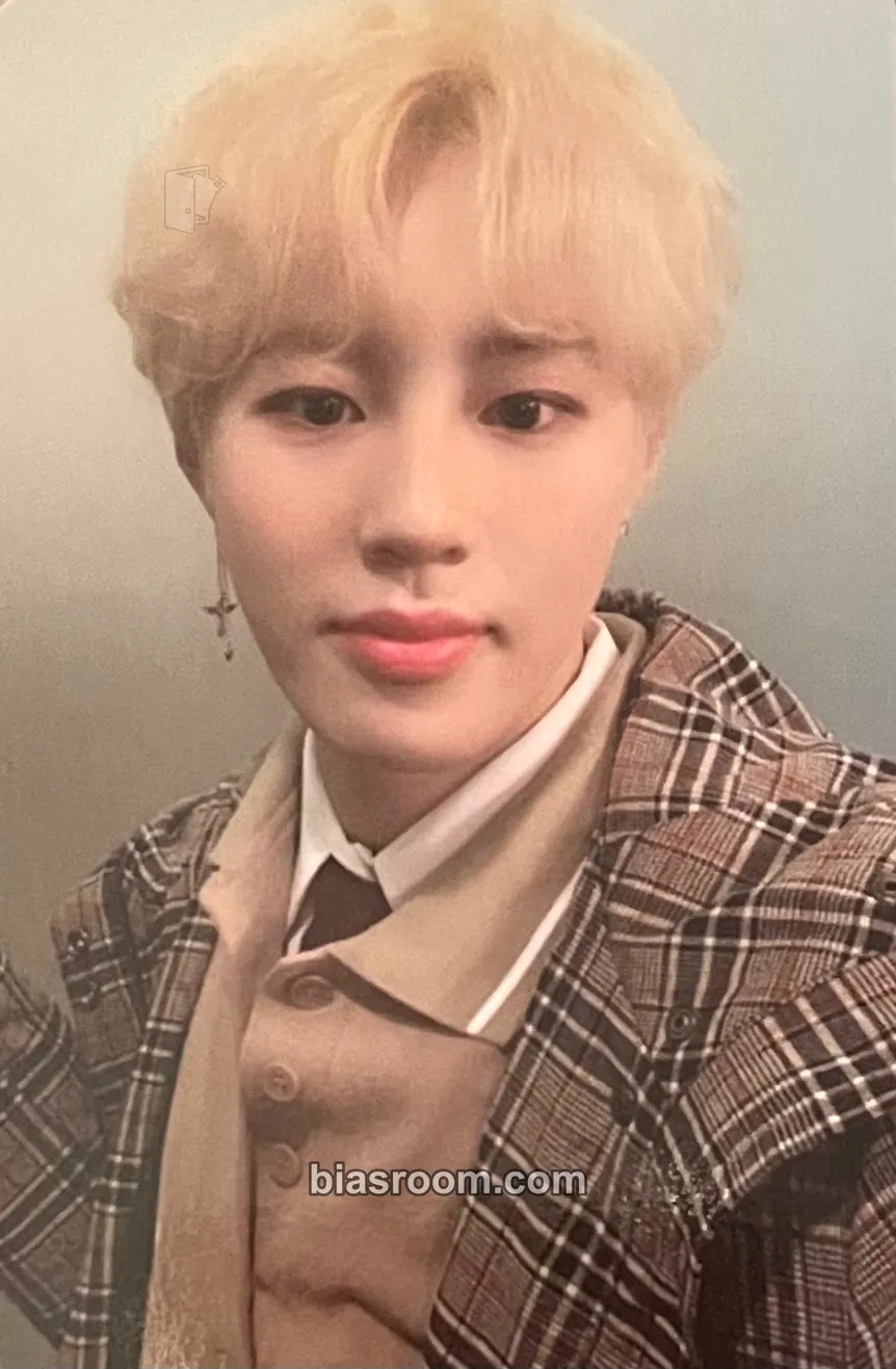 Ha Sung Woon My Moment Photocard - Ha Sung Woon K-pop photocard