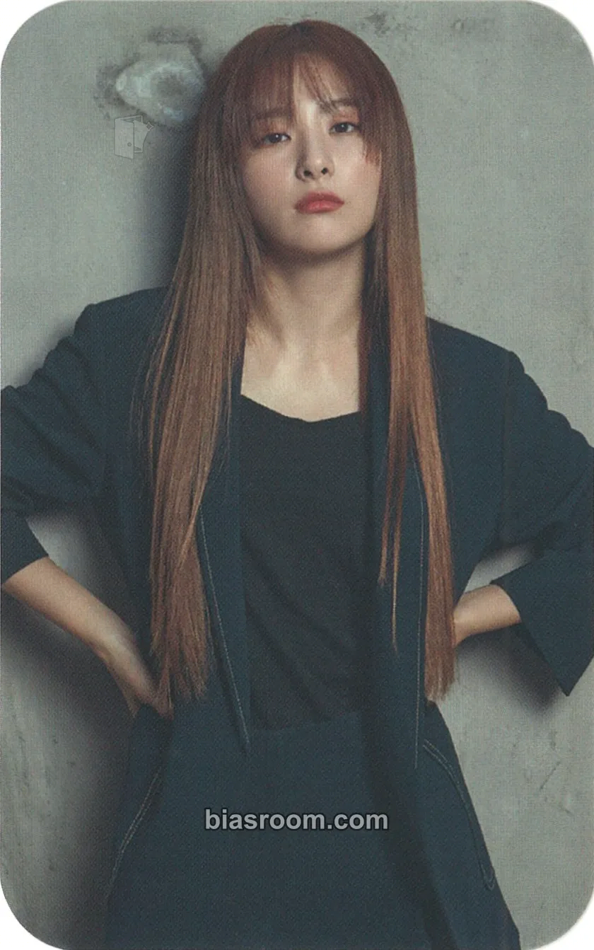 Seulgi 2020 Season's Greetings Photocard - Red Velvet - Red Velvet K-pop photocard