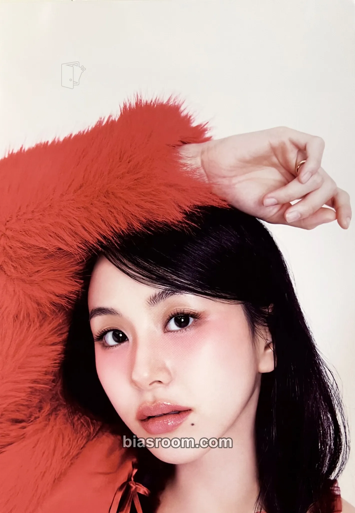 Chaeyoung 2026 Season’s Greetings: RED WHISPERS Photocard - TWICE - TWICE K-pop photocard