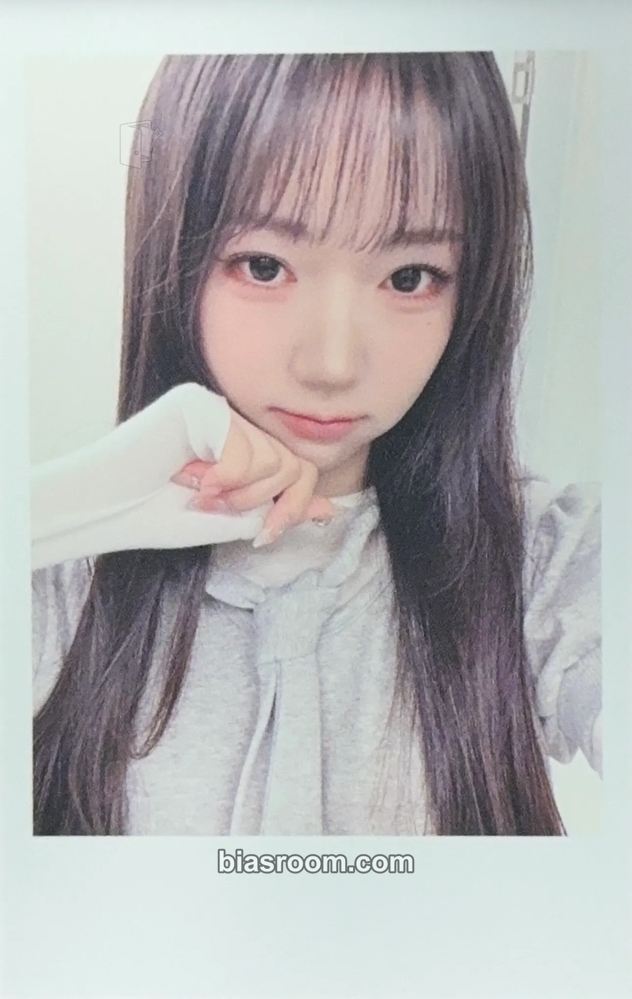 Shion Beyond Beauty Photocard - tripleS - tripleS K-pop photocard