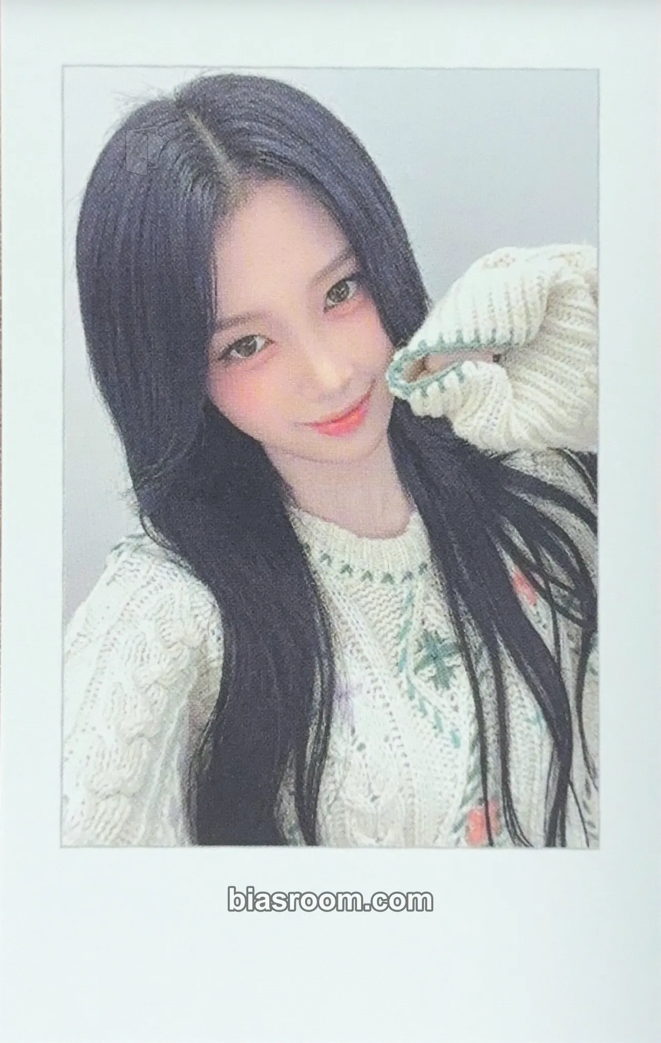 Yubin Beyond Beauty Photocard - tripleS - tripleS K-pop photocard