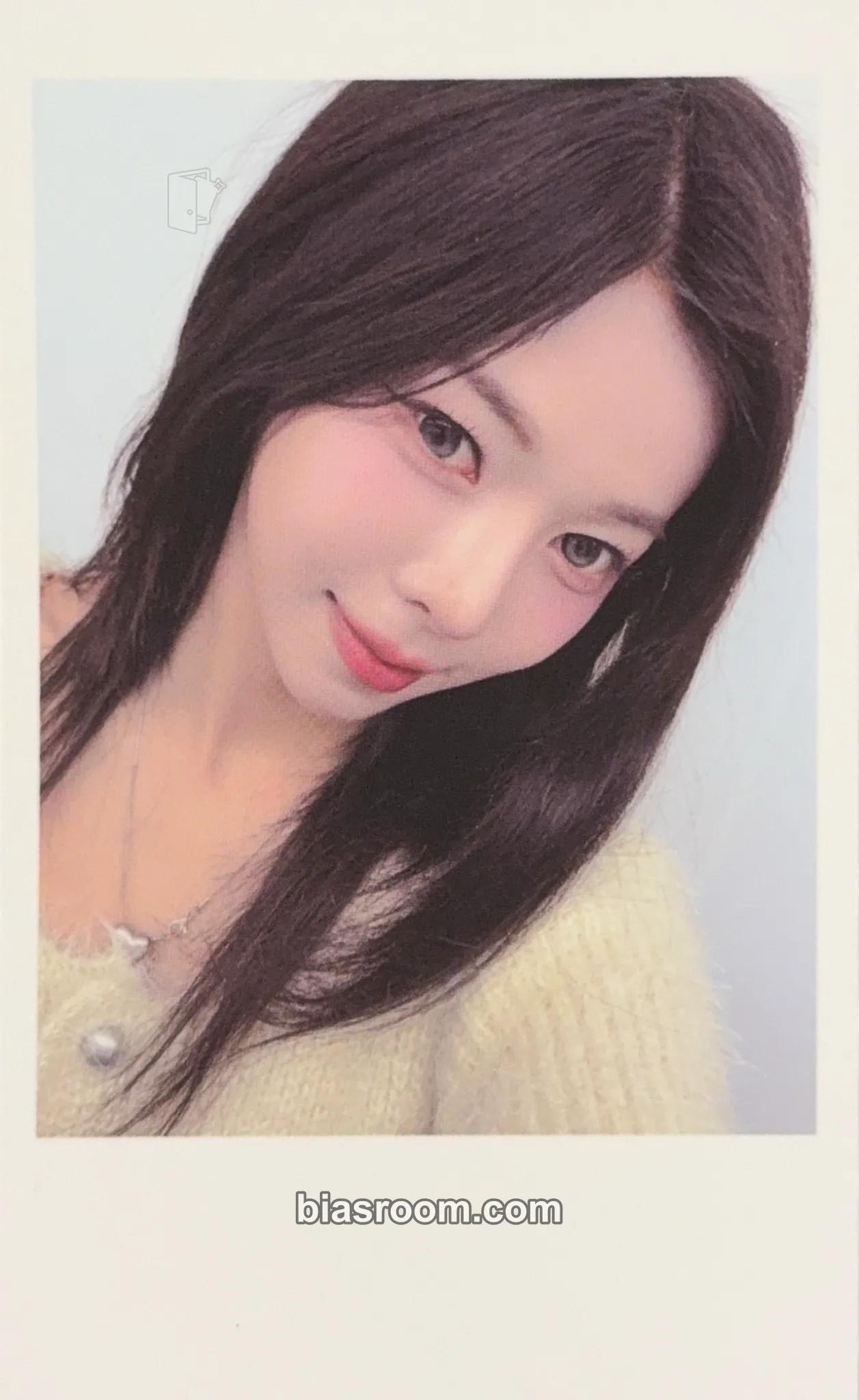 Dahyun Beyond Beauty Photocard - tripleS - tripleS K-pop photocard
