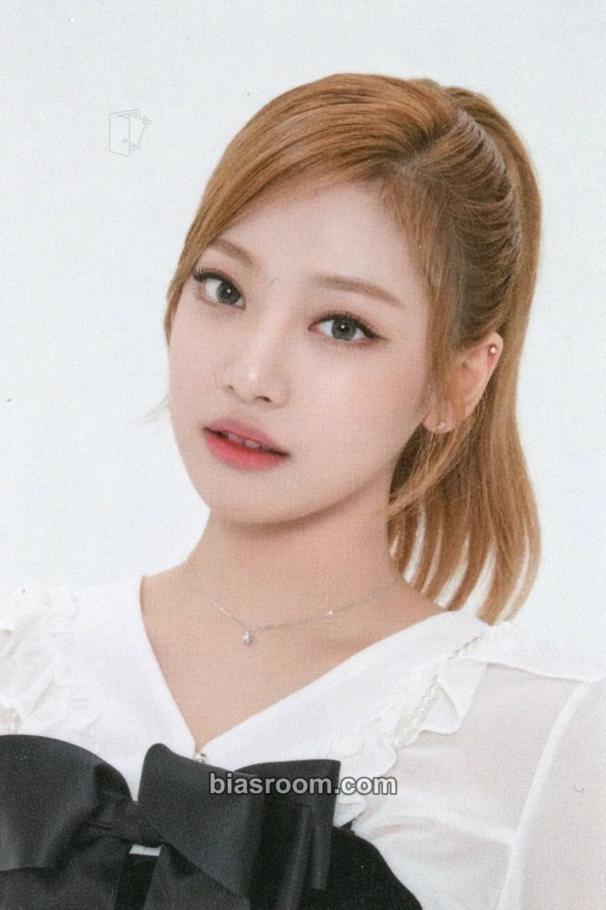 Ningning Party-On (1st Anniversary) Photocard - aespa - aespa K-pop photocard
