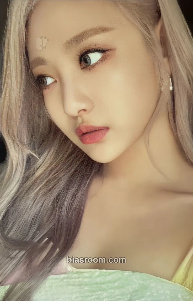 Ningning 2nd Anniversary Photocard - aespa - aespa K-pop photocard