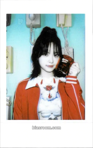 Hong Eunchae CRAZY Photocard - LE SSERAFIM - LE SSERAFIM K-pop photocard