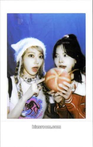 CRAZY Photocard - LE SSERAFIM - LE SSERAFIM K-pop photocard