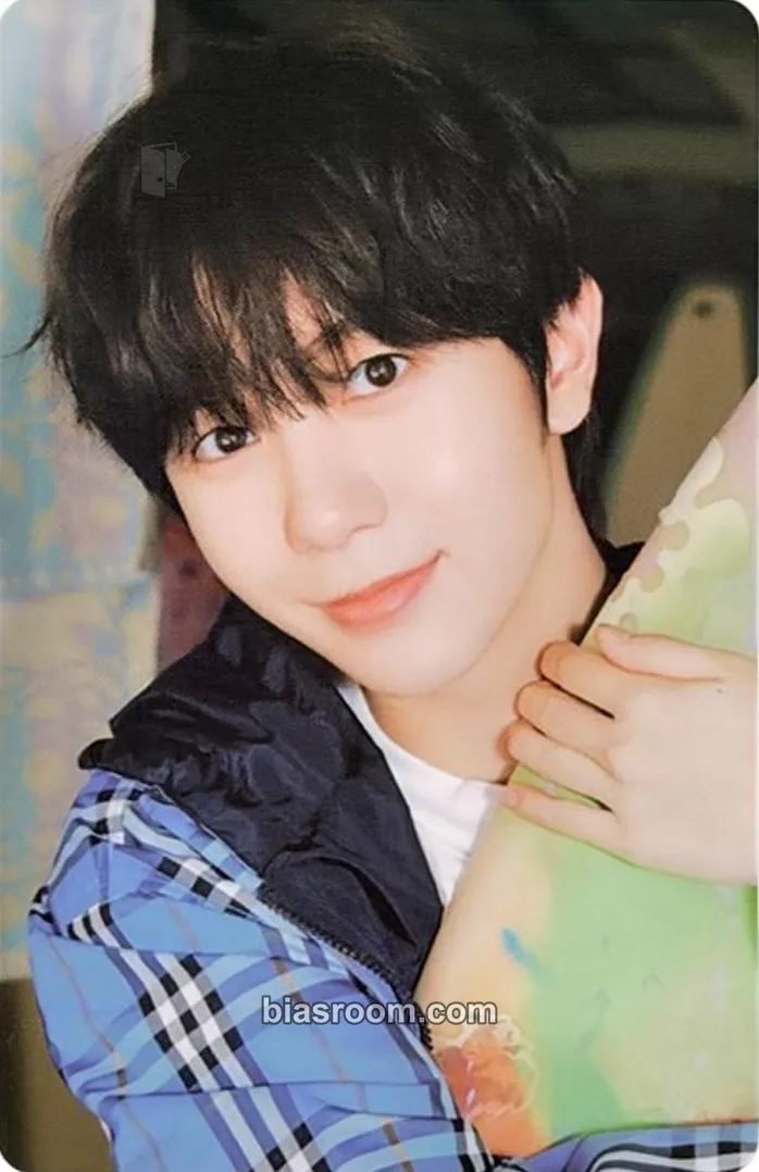 Ryo FIND YOUR COLOR MD Photocard - NCT WISH - NCT WISH K-pop photocard