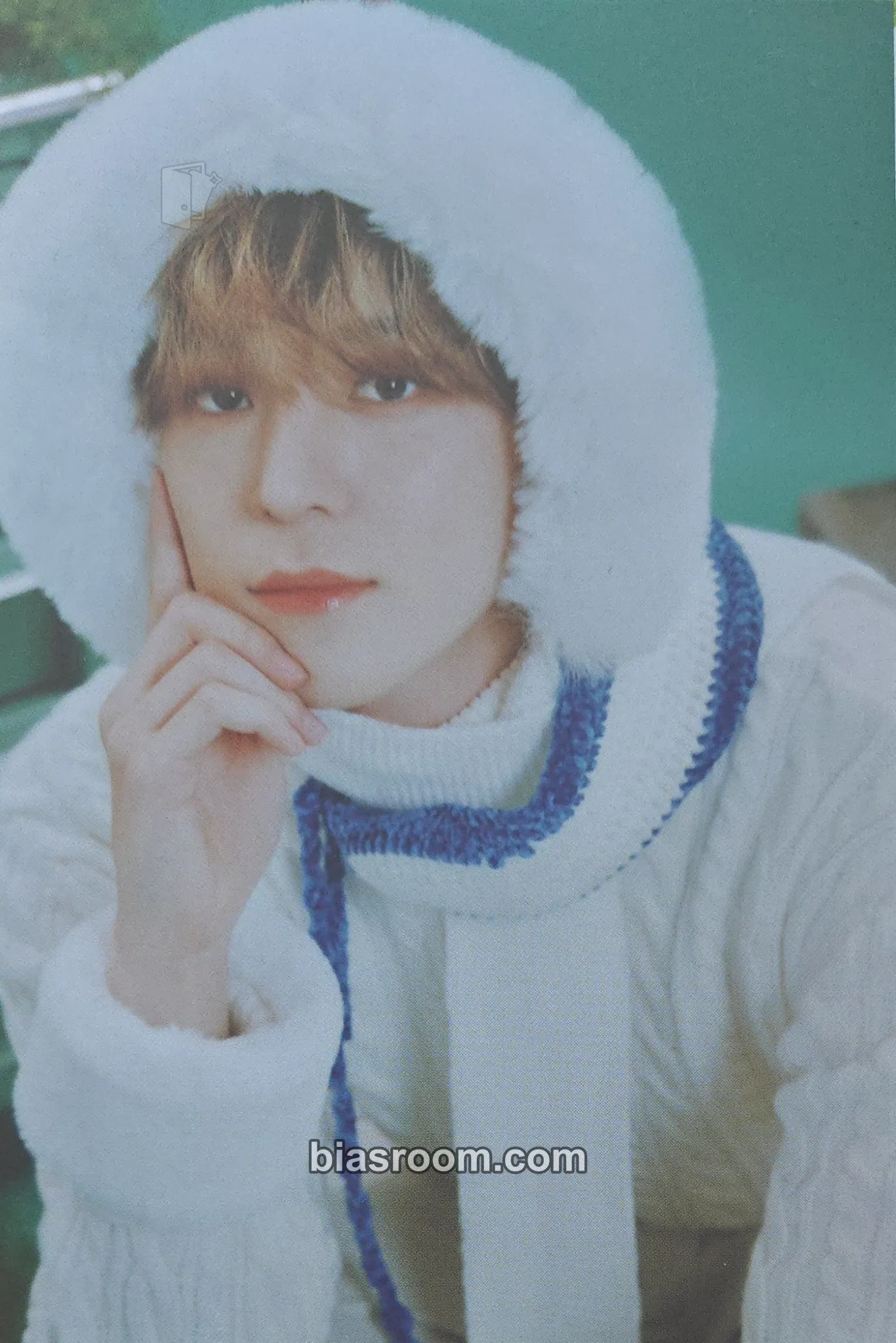 Yunho 8M1S Snowman Factory Photocard - ATEEZ - ATEEZ K-pop photocard