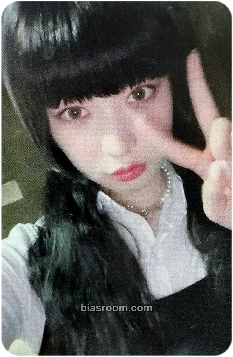 Haruna The Billage of Perception: Chapter One Photocard - Billlie - Billlie K-pop photocard