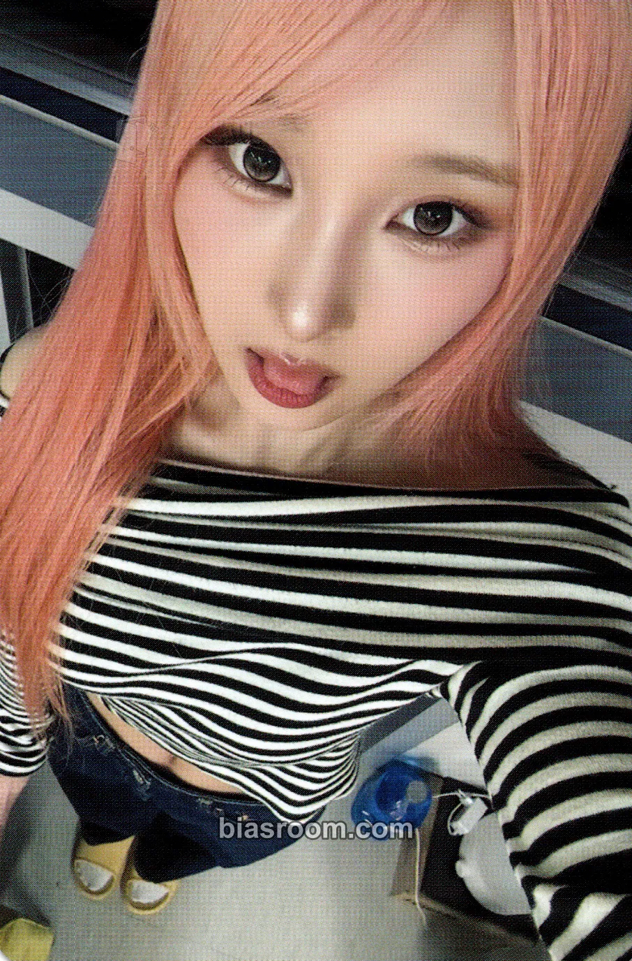 Chowon Wild Cherry Photocard - ICHILLIN’ - ICHILLIN’ K-pop photocard