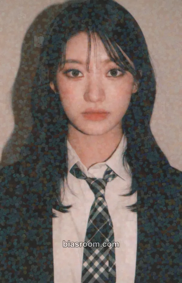 Siyoon The Billage of Perception: Chapter Two Photocard - Billlie - Billlie K-pop photocard