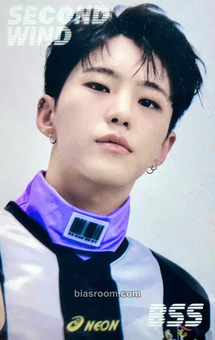 Hoshi Second Wind Photocard - SEVENTEEN - SEVENTEEN K-pop photocard