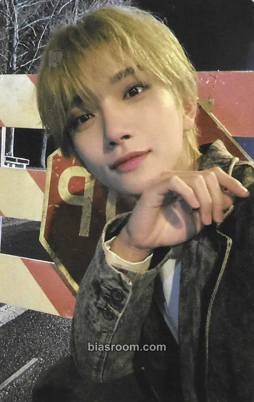 Joshua FML Photocard - SEVENTEEN - SEVENTEEN K-pop photocard