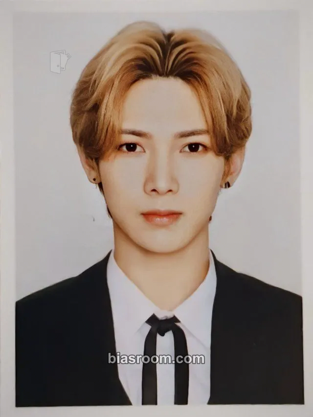 Yeosang 1st Atiny Membership kit Photocard - ATEEZ - ATEEZ K-pop photocard