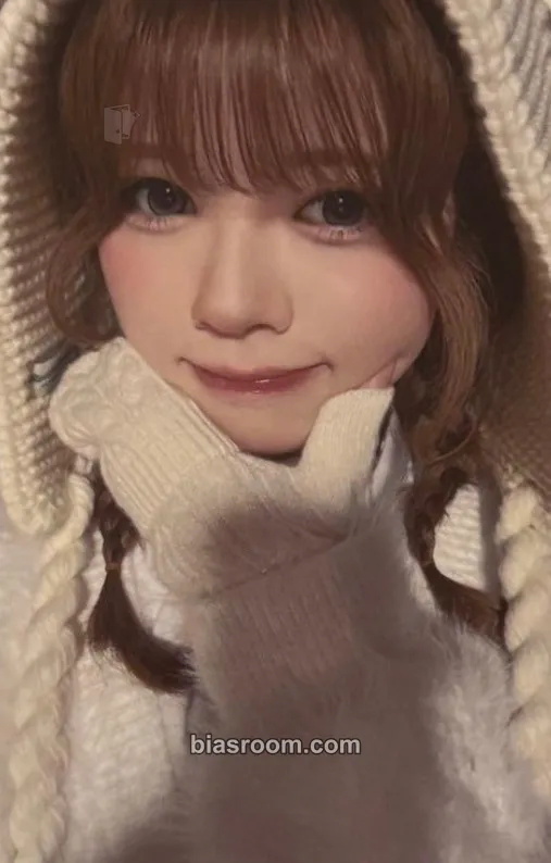 Riku NiziU JYP JAPAN POPUP STORE 2025 “winter trip” Photocard - NiziU - NiziU K-pop photocard