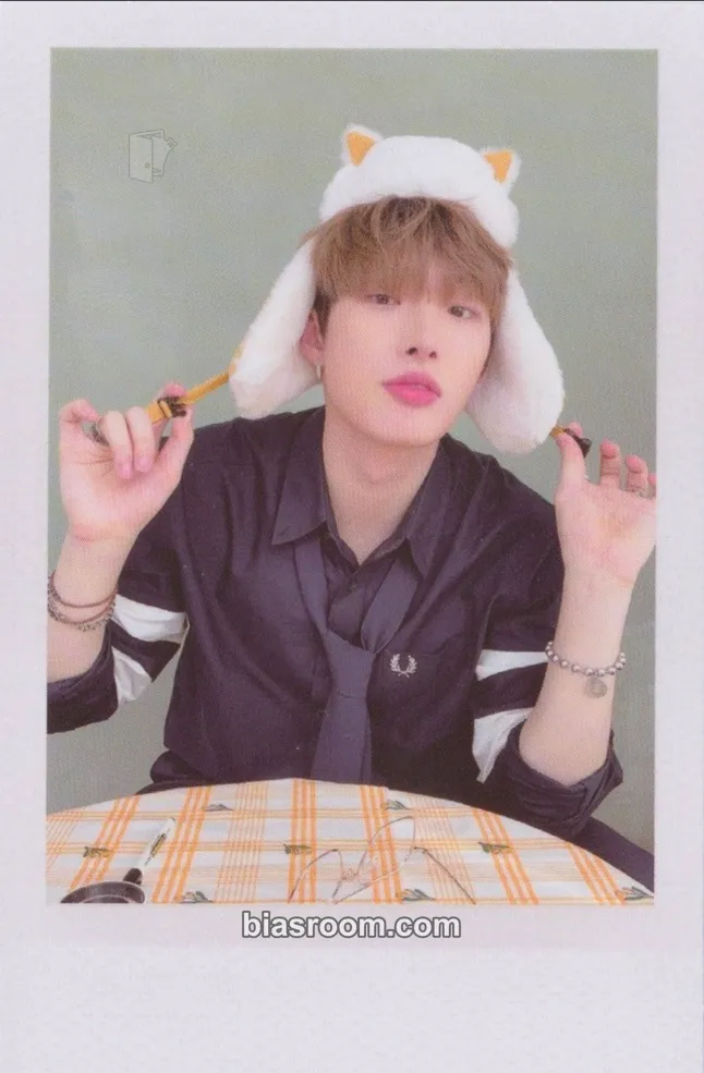 Mingi 2nd Atiny Membership kit Photocard - ATEEZ - ATEEZ K-pop photocard