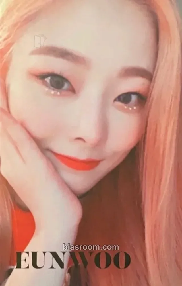 PRISTIN - Eunwoo - Like a V Album showcase