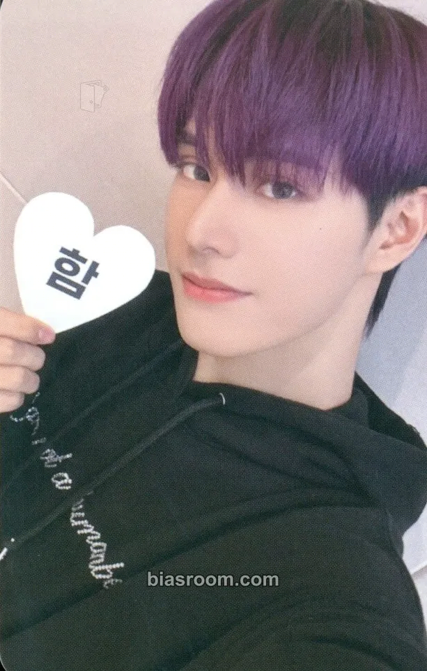 Jinsik Xiker's 1st Fanmeeting: road𝓨map in Japan Photocard - xikers - xikers K-pop photocard