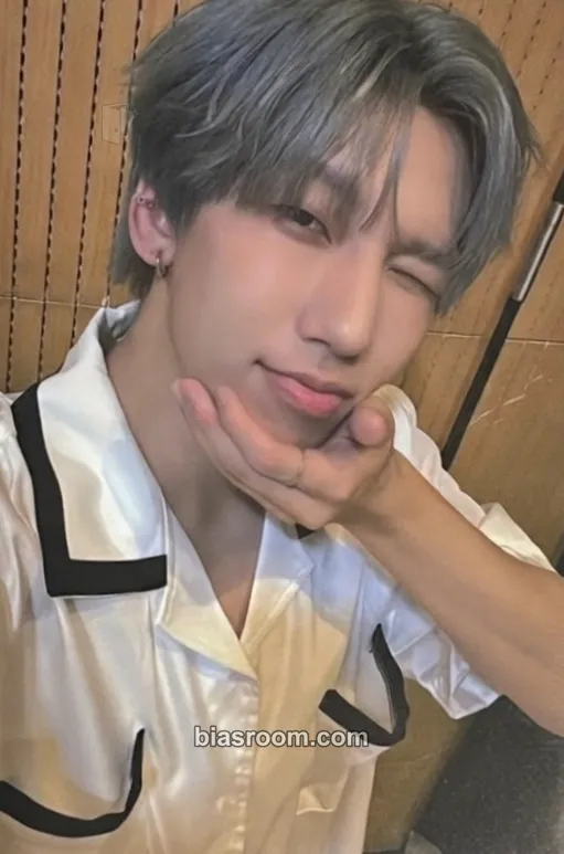 Li Zihao BOYS II PLANET Archive Exhibition AFTER ; JOURNEY Photocard - MODYSSEY - MODYSSEY K-pop photocard