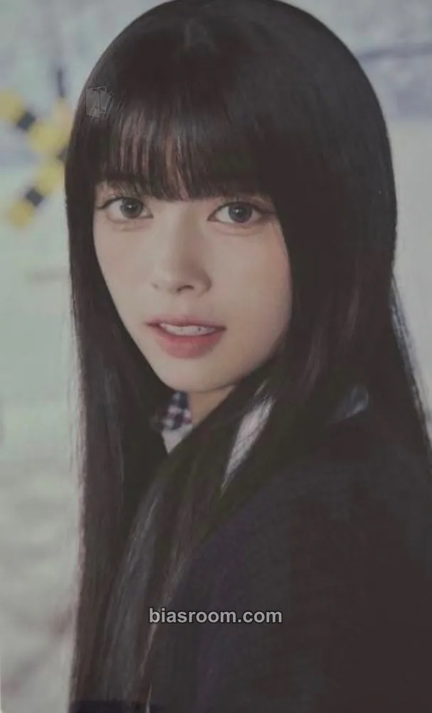 Rima NiziU JYP JAPAN POPUP STORE 2025 “winter trip” Photocard - NiziU - NiziU K-pop photocard
