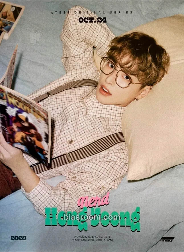 Hongjoong 2023 Season's Greetings Photocard - ATEEZ - ATEEZ K-pop photocard