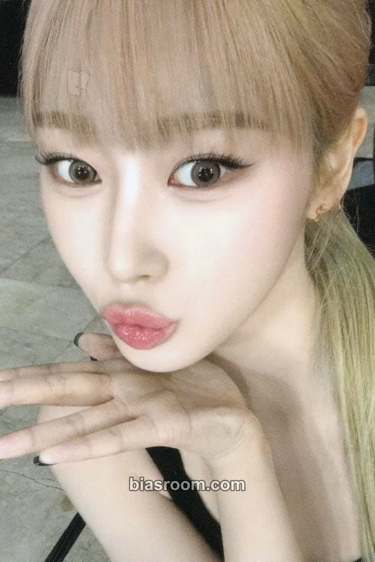 Giselle 4th Anniversary Photocard - aespa - aespa K-pop photocard