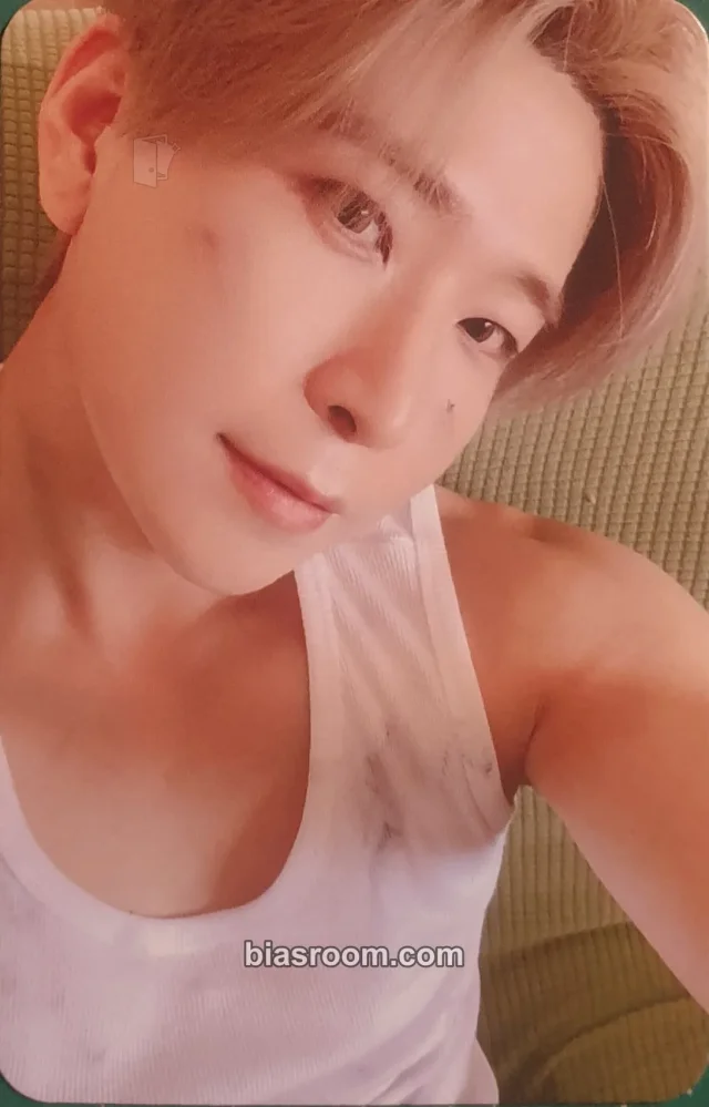 VAV - St. Van - Subcönscióus Album album photocard