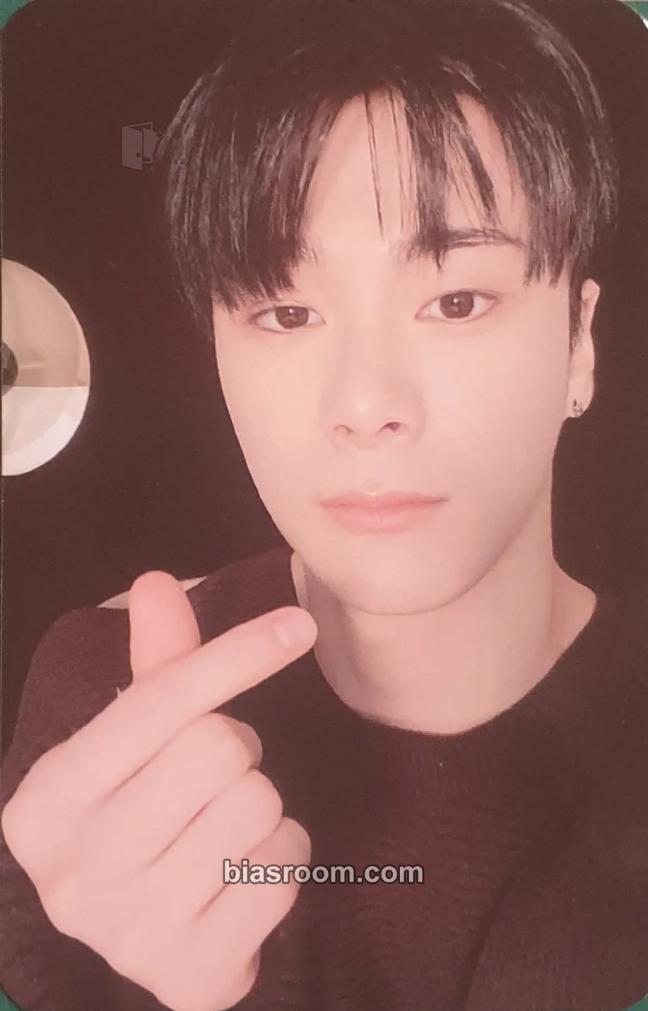 Moonbin In-Out (Moonbin & Sanha Subunit) Photocard - ASTRO - ASTRO K-pop photocard