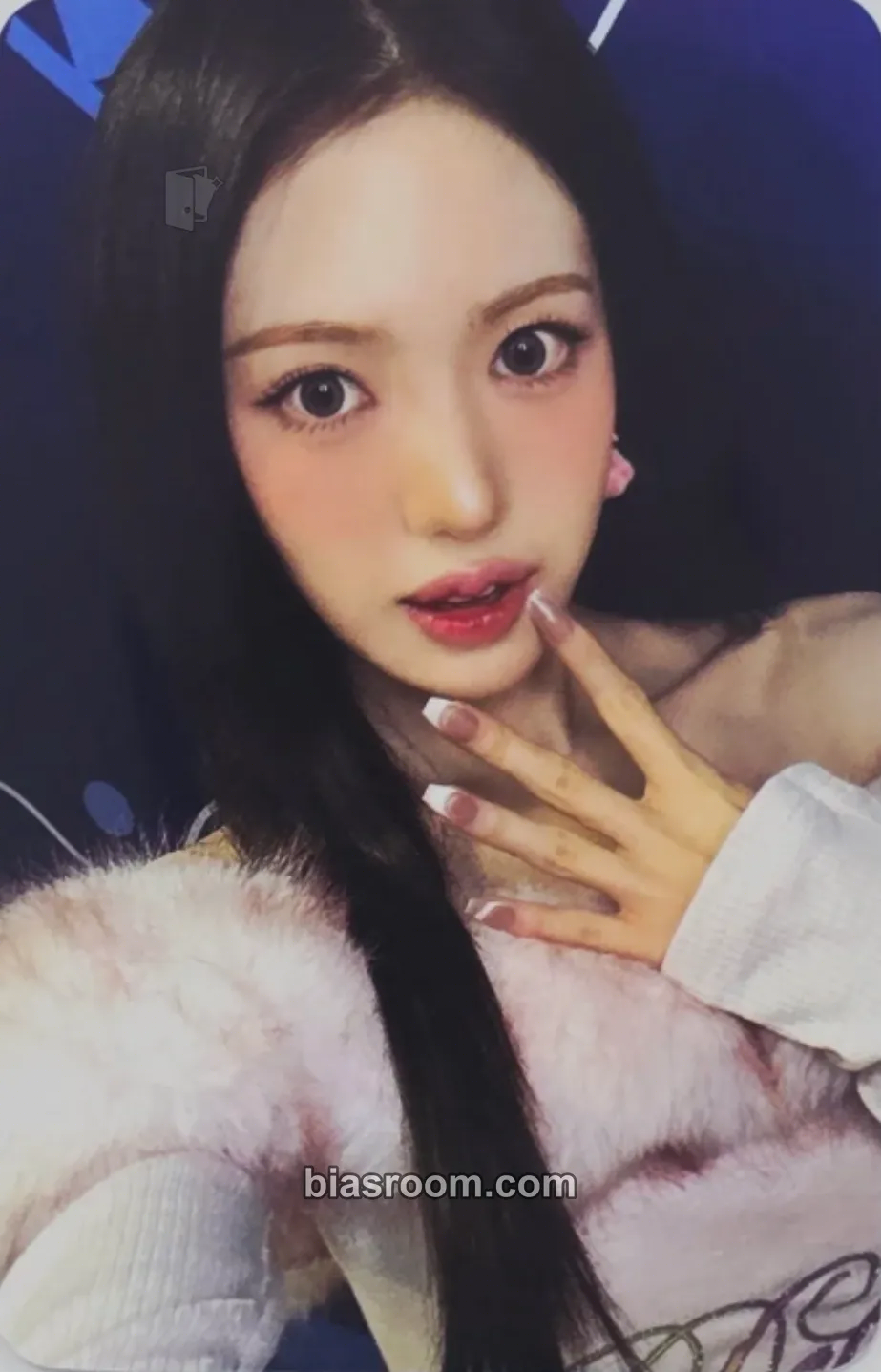 Sui Delulu Pack Photocard - KiiiKiii - KiiiKiii K-pop photocard