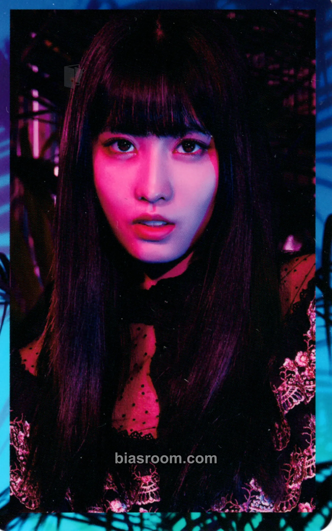Momo Breakthrough Photocard - TWICE - TWICE K-pop photocard