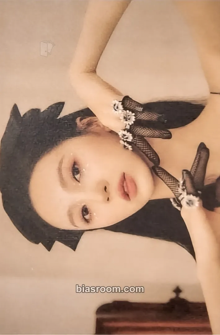 Huh Jiwon Cherry Dash Photocard - Cherry Bullet - Cherry Bullet K-pop photocard