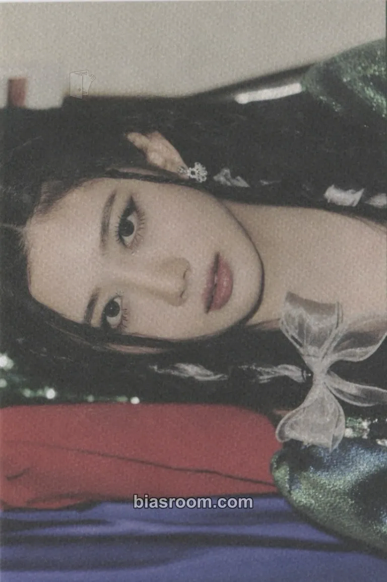 Yuju Cherry Dash Photocard - Cherry Bullet - Cherry Bullet K-pop photocard