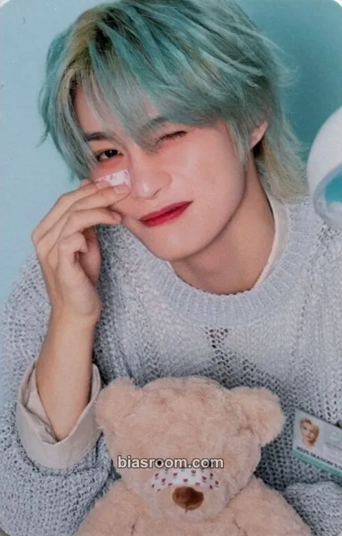 Yangyang 2025 Season's Greeting Photocard - WayV - WayV K-pop photocard
