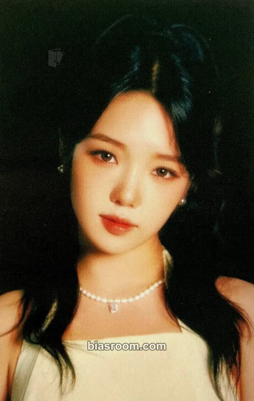 Jisun 2022 fromis_9 concert <LOVE FROM.> Photocard - fromis_9 - fromis_9 K-pop photocard