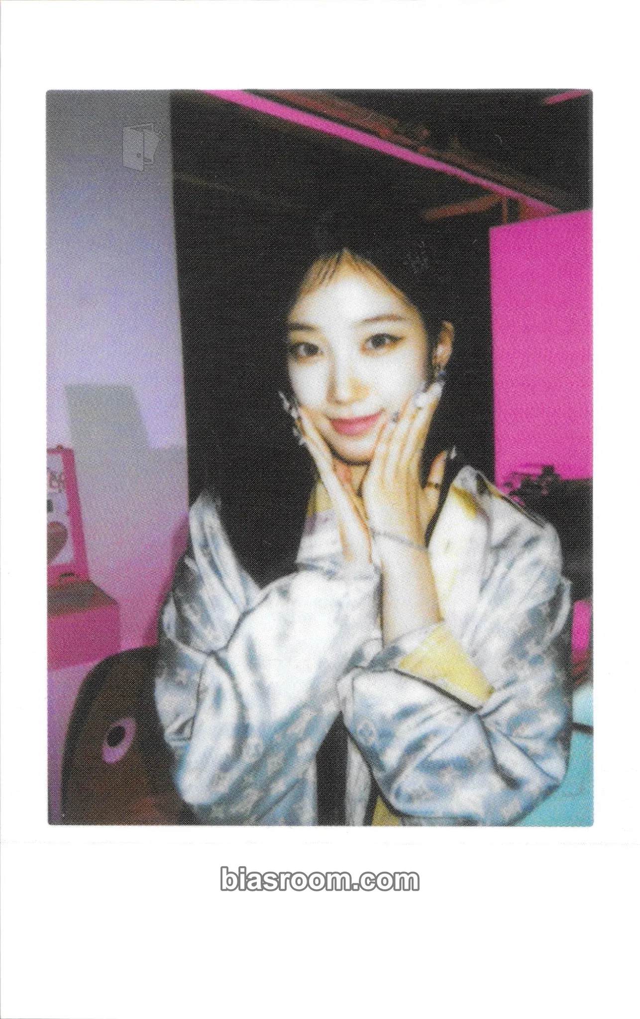 Kazuha EASY Photocard - LE SSERAFIM - LE SSERAFIM K-pop photocard