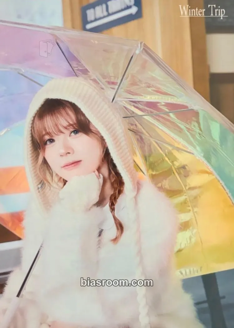 Riku NiziU JYP JAPAN POPUP STORE 2025 “winter trip” Photocard - NiziU - NiziU K-pop photocard