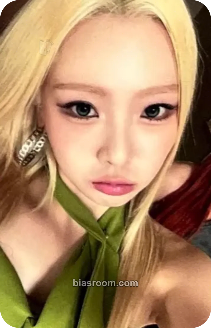 Jackie Wild Cherry Photocard - ICHILLIN’ - ICHILLIN’ K-pop photocard